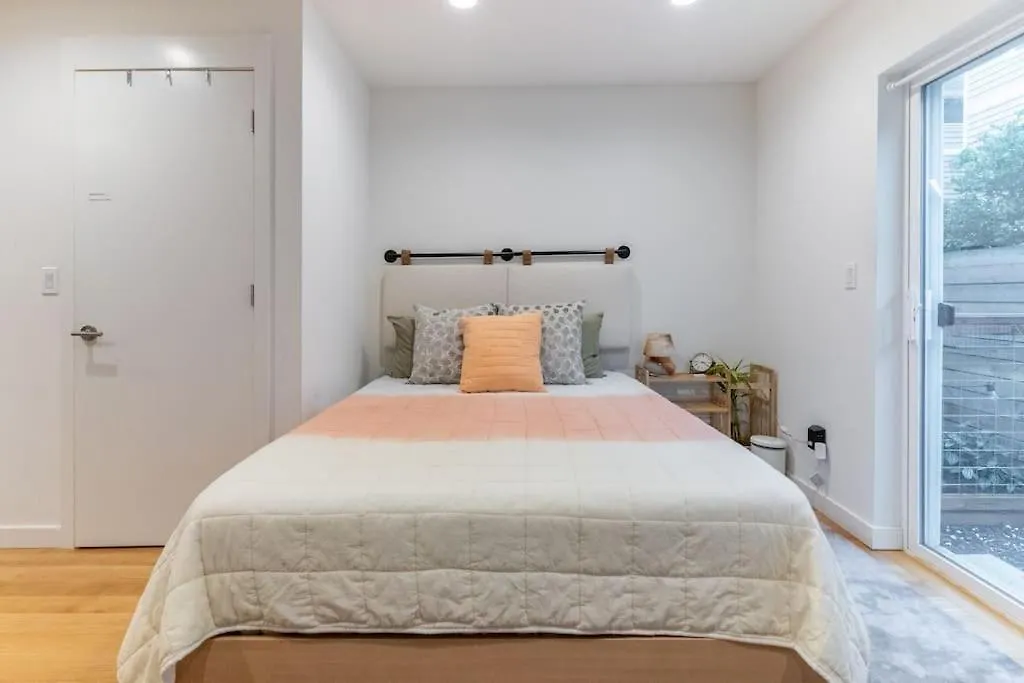 Ballard'S Pet-Friendly Mid Century Home + Rooftop Deck Seattle Holiday home
