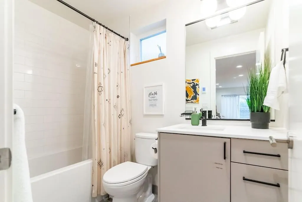 Ballard'S Pet-Friendly Mid Century Home + Rooftop Deck Seattle
